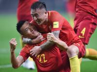 开云官网-中国足球赛事竞争激烈，球队斗志昂扬的简单介绍