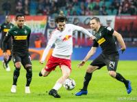 开云体育APP下载-斯图加特主场战平美因茨，艰苦搏斗保级希望仍在