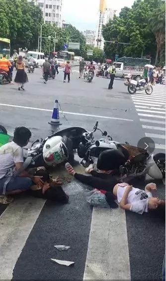 巴黎主力球员车祸伤愈，球迷祈祷子恢复早日