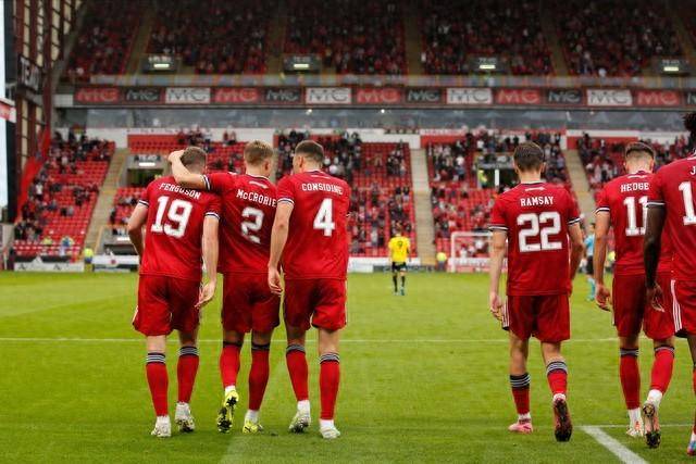 关于柏林联队员表现低迷,遭受连败的信息 关于柏林联队员表现低迷,遭受连败的信息