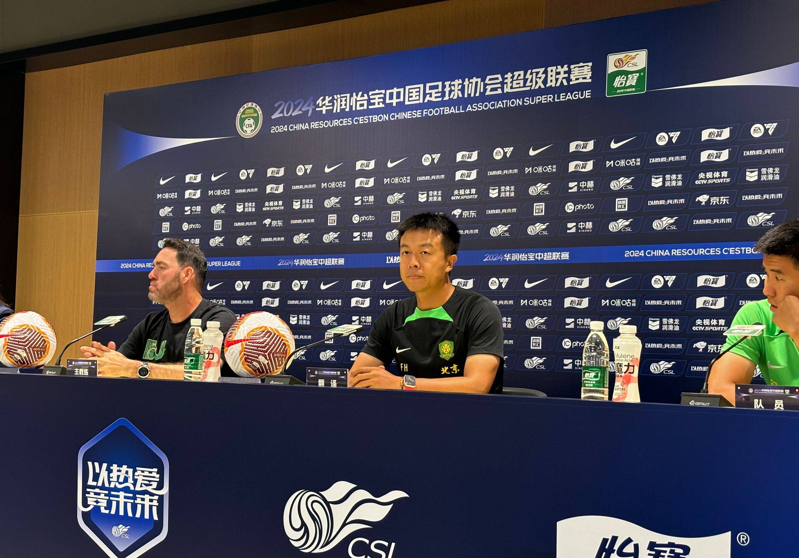 球队战术调整奏效，取得关键胜利