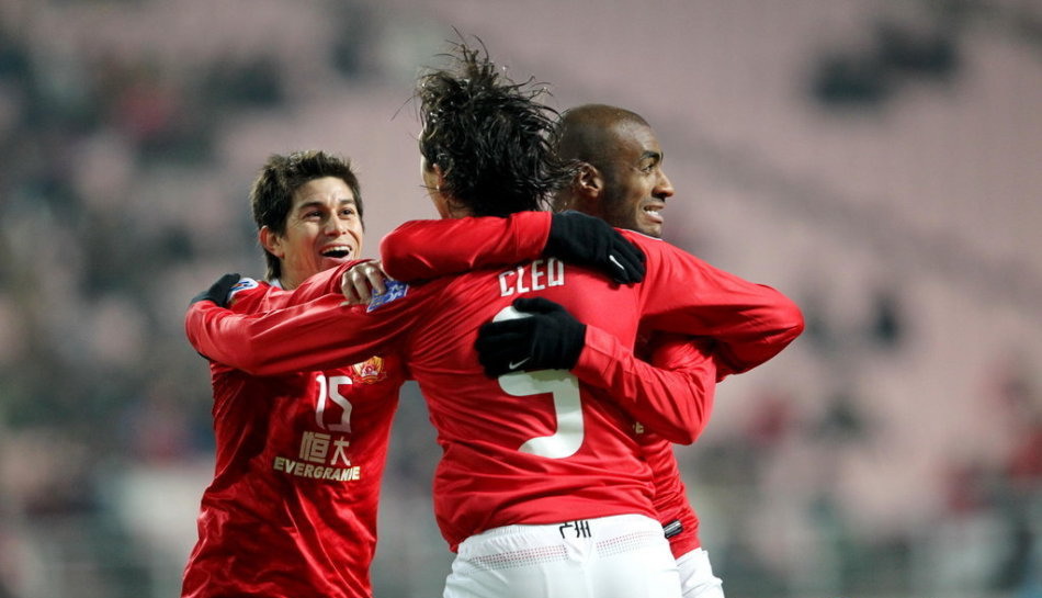 广州恒大跌入颓势究竟出了什么问题？