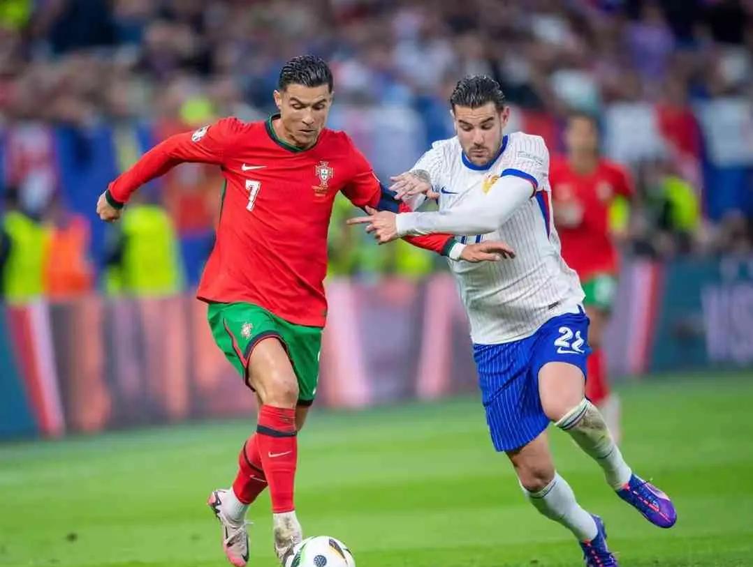 法国晋级四强，奋起直追再创佳绩的简单介绍