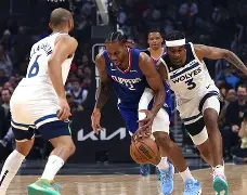 快船遭遇连败,近期形势严峻 快船遭遇连败,近期形势严峻