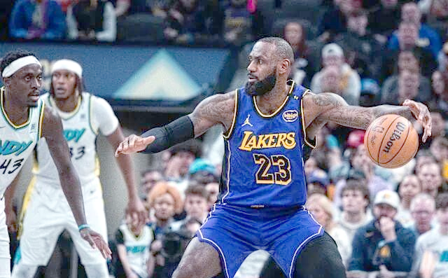 湖人险胜爵士，詹姆斯压哨绝杀！